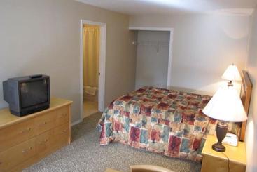 هتل George Point Inn