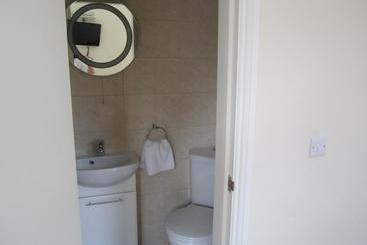 ホテル College View Apartments