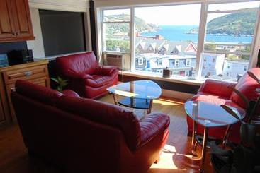 ホテル Downtown Executive Suites - Queens Road