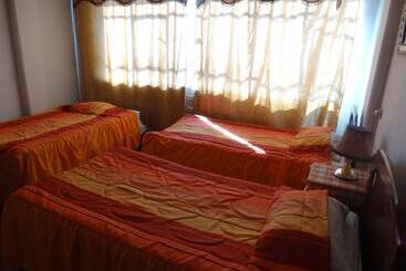 ホテル Presidente Inn   Hostel