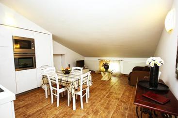 هتل Villa Mihaela