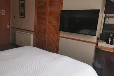 Murray Arms Hotel And Seafood Restaurant, Orkney