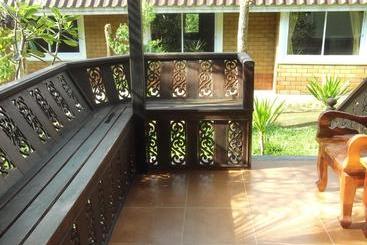 هتل Wilai Villa
