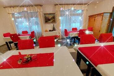 Bed and Breakfast Pensiunea Keisd