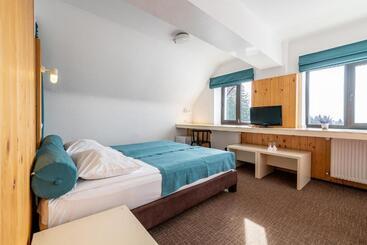 Complex Hotelier Cota O Mie