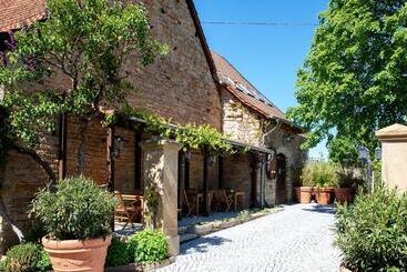 Отель Tullius Die Rebmeisterei