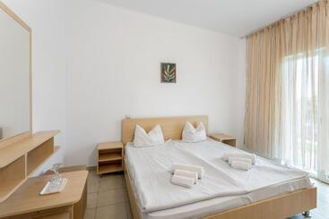 בית מלון כפרי Vraja Marii