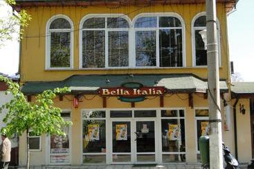 Hostel Bella Italia