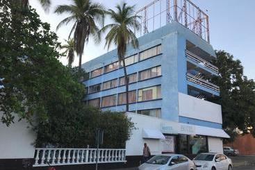 בית מלון כפרי Sirena Del Mar Acapulco