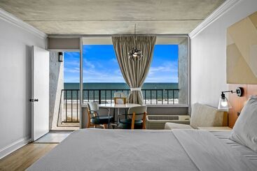 酒店 The Beverley Beach House