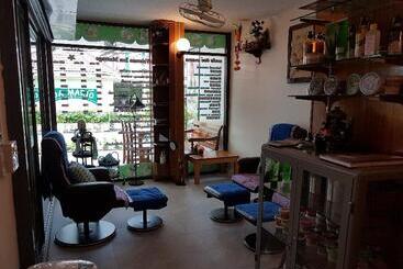 בית מלון כפרי Welcome Inn Karon