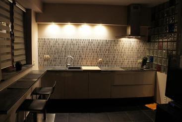 דירות לתיירים J And R Brussels City Apartment