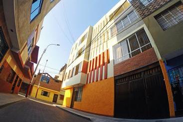 تختخواب و صبحانه La Casa De Arturo
