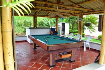 هتل Finca  La Nueva Carmelita