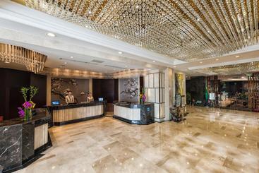 هتل Paxton Park  Chengdu