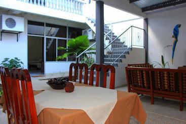 هتل Tucuma Casa