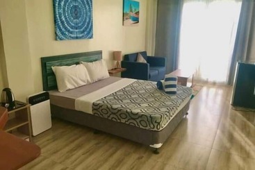 Acapulco Resort & Suites