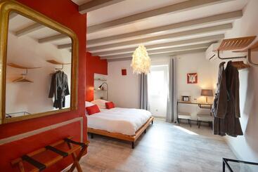 تختخواب و صبحانه Chambres D Hotes Le Mas Julien Piscine Chauffée Adult Only