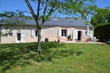 تختخواب و صبحانه La Barillerie