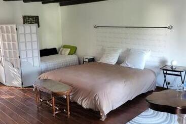 민박 La Fée Des Greves