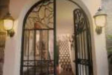 هتل Hôtel Restaurant L'aiglon