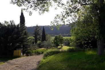 ベッドアンドブレックファースト Chambres D Hôtes Aux Tournesols