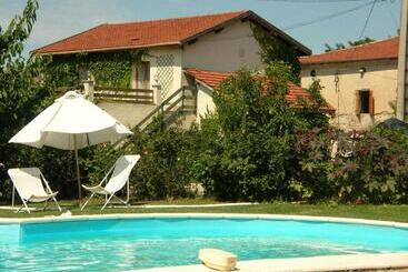 민박 Chambres D Hôtes  Le Pré Aux ânes