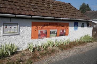 تختخواب و صبحانه Chambres D'hôtes Roseland