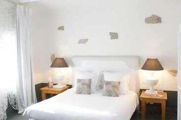 تختخواب و صبحانه Domaine Les Mésanges