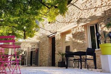 Bed and Breakfast La Bastide Des Arts