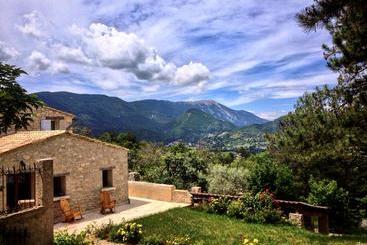 B&b Le Deffends De Redon