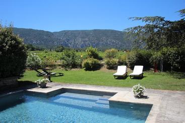 ベッドアンドブレックファースト Le Mas Des Lônes