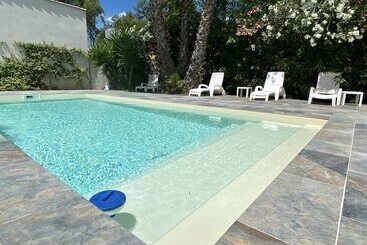 مبيت وإفطار Chambres D Hôtes Le Mas Du Bijou Bleu