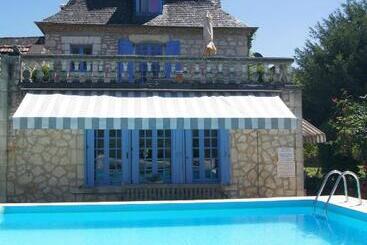 مبيت وإفطار Le Prieuré