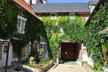 مبيت وإفطار Le Relais Du Beffroi