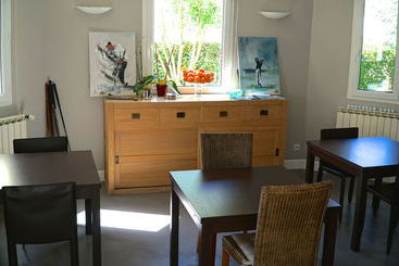 تختخواب و صبحانه Villa Du Bonheur, Chambres D Hôtes