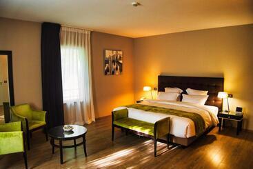 בית מלון כפרי Amicitia   Hôtel & Restaurant