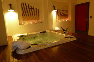 هتل La Villa En L île   2 Piscines & Spa