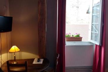 هتل Hôtel Le Sauvage