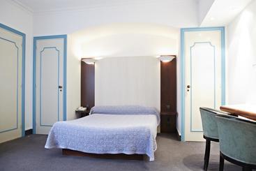 هتل Hôtel Mets Et Plaisirs