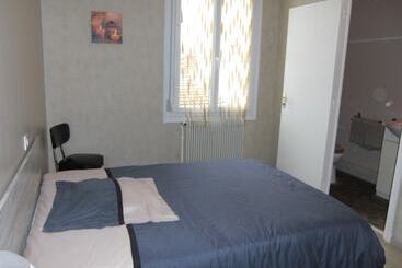 ホテル Le Colbert Epernay