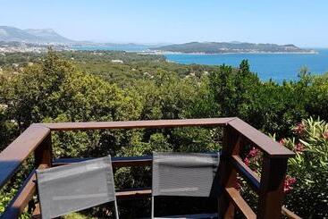 ツーリストアパートメント Villa Fabregas