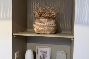 تختخواب و صبحانه Chambre D Hotes La Villa Molina