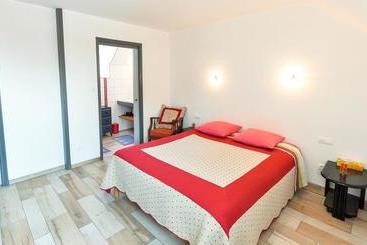 مبيت وإفطار Domaine De Kervail