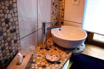 צימר L Ancien Presbytère