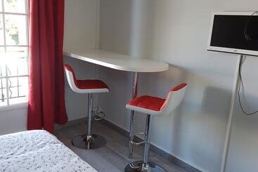 민박 La Combe Joseph