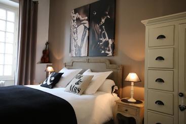 تختخواب و صبحانه La Villa Garenne