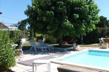 住宿加早餐  Le Chalet Des Vignes