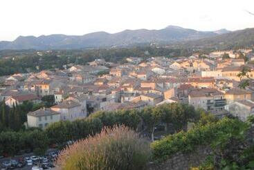 Bed and Breakfast Maison D Hôtes De L Evêché