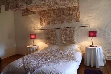 민박 Mas De La Filoselle